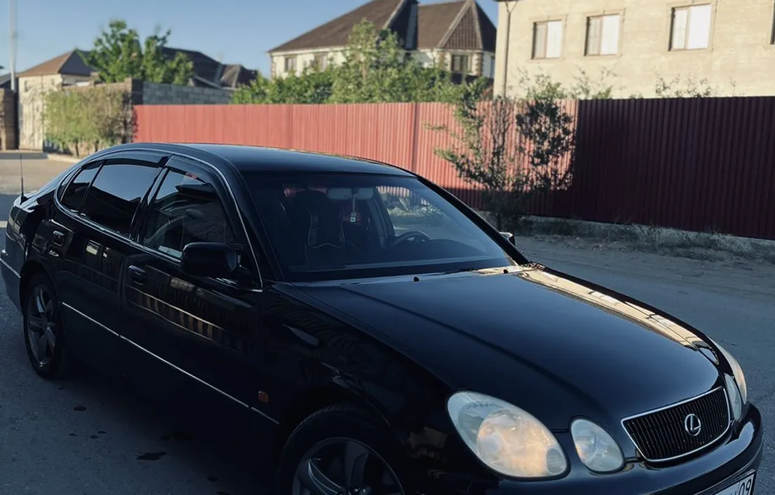 Lexus GS 2001