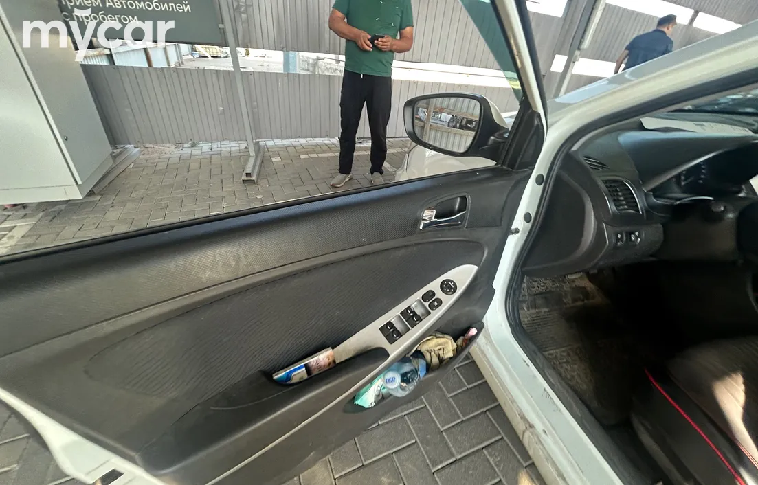 Hyundai Accent 2014