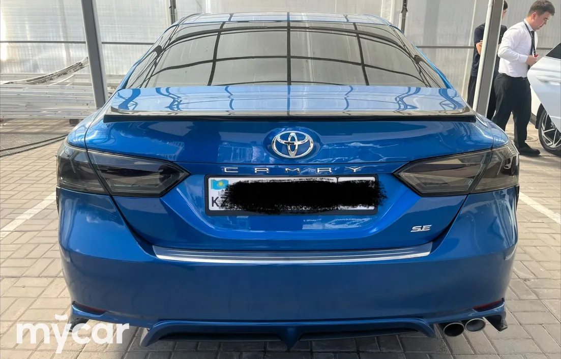 Toyota Camry 2019