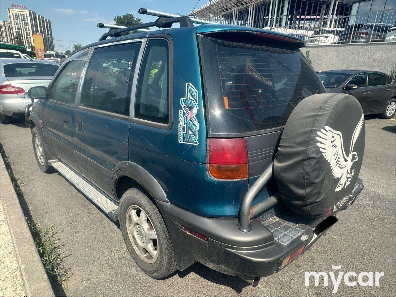 Mitsubishi RVR 1996