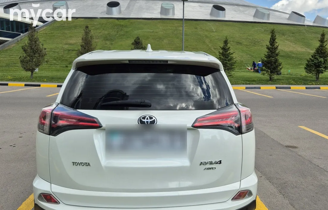 Toyota RAV4 2016