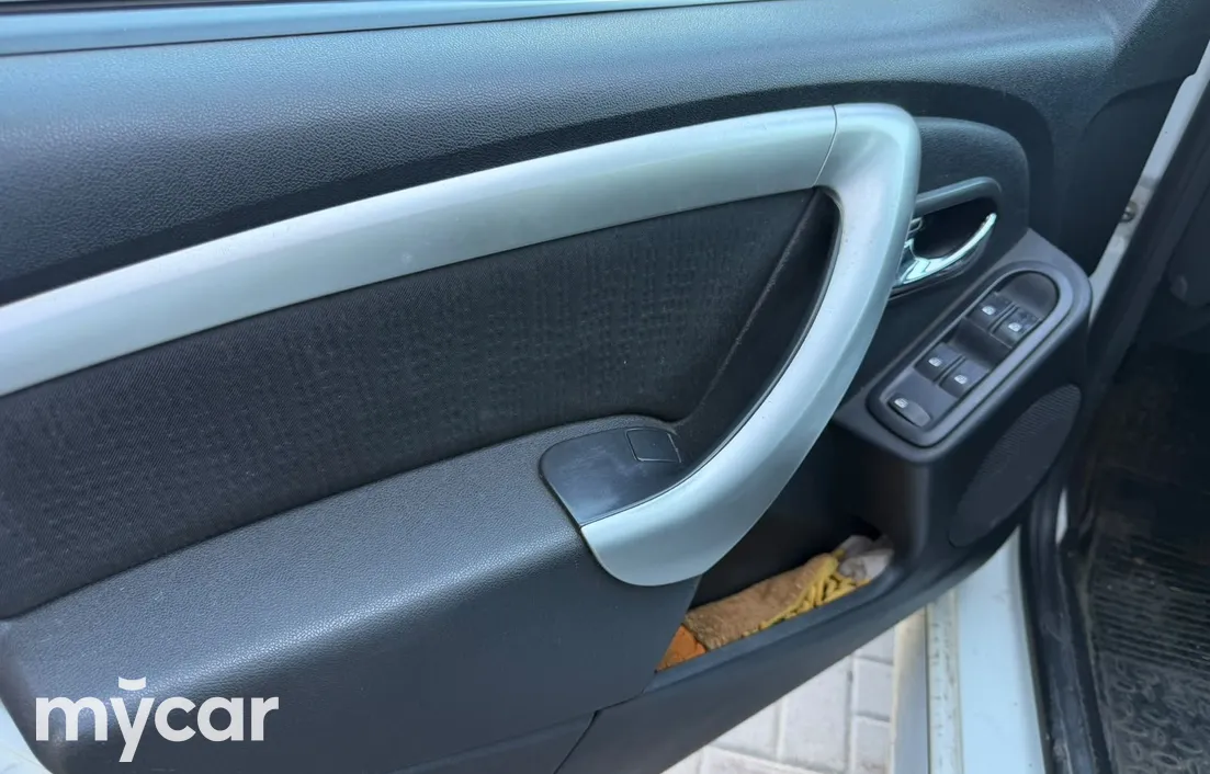 Nissan Terrano 2015