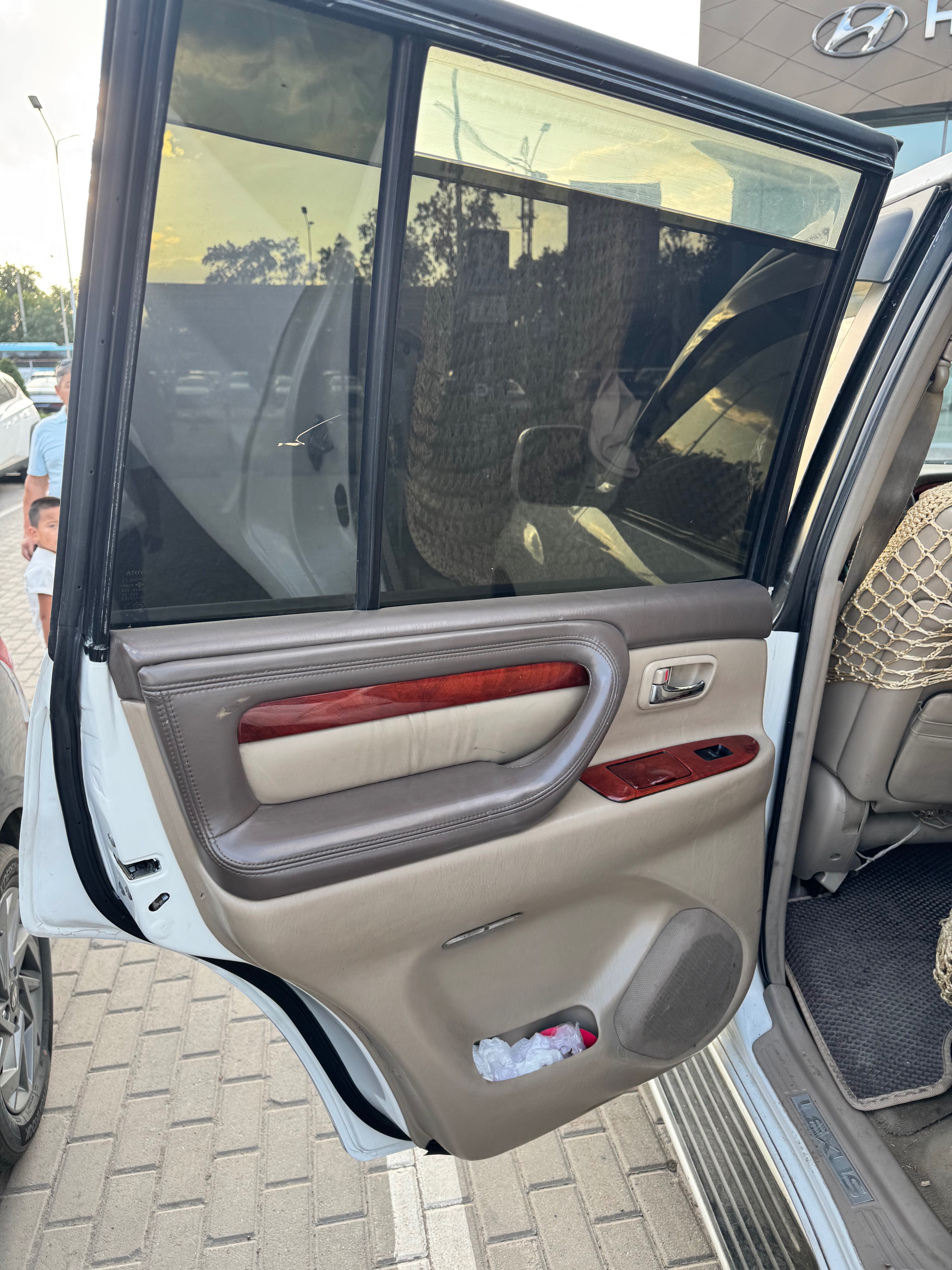Lexus LX 1999