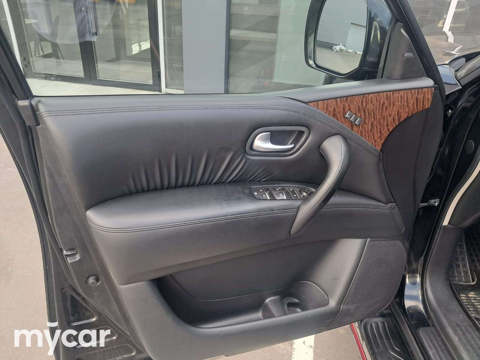 Nissan Patrol 2013