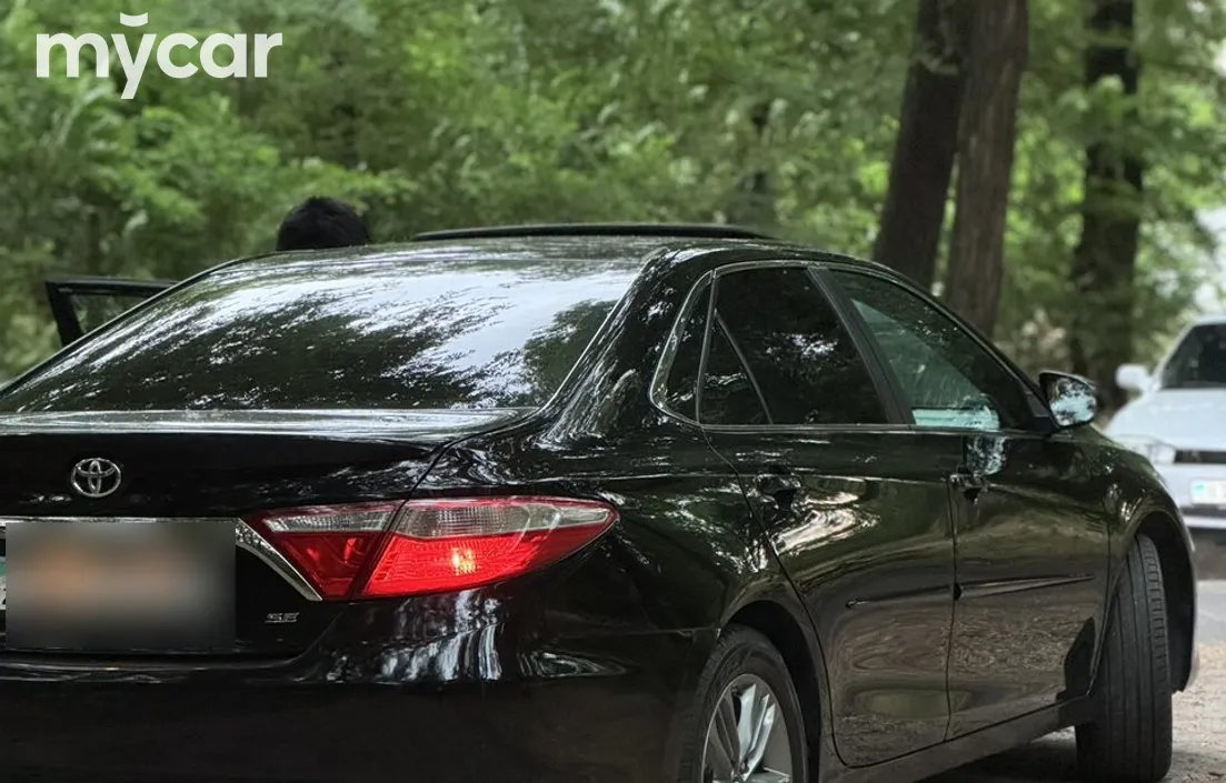 Toyota Camry 2016