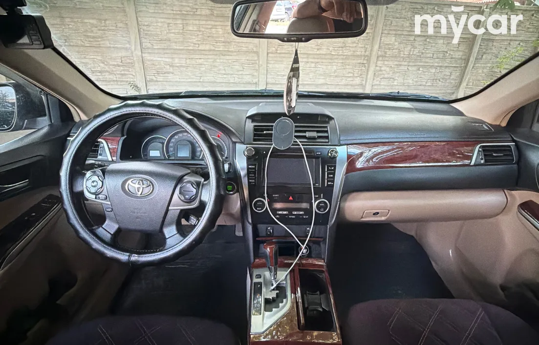 Toyota Camry 2012