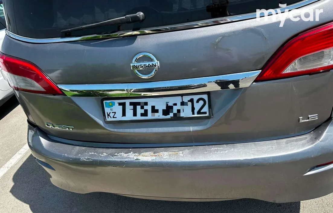 Nissan Quest 2010