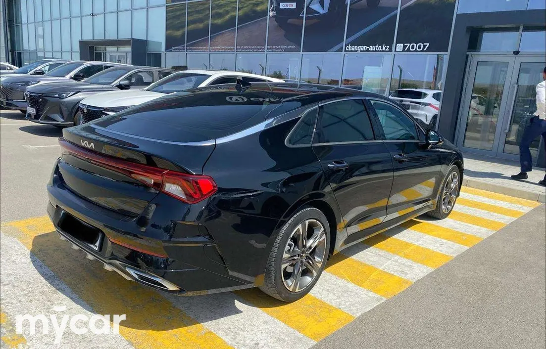 Kia K5 2023