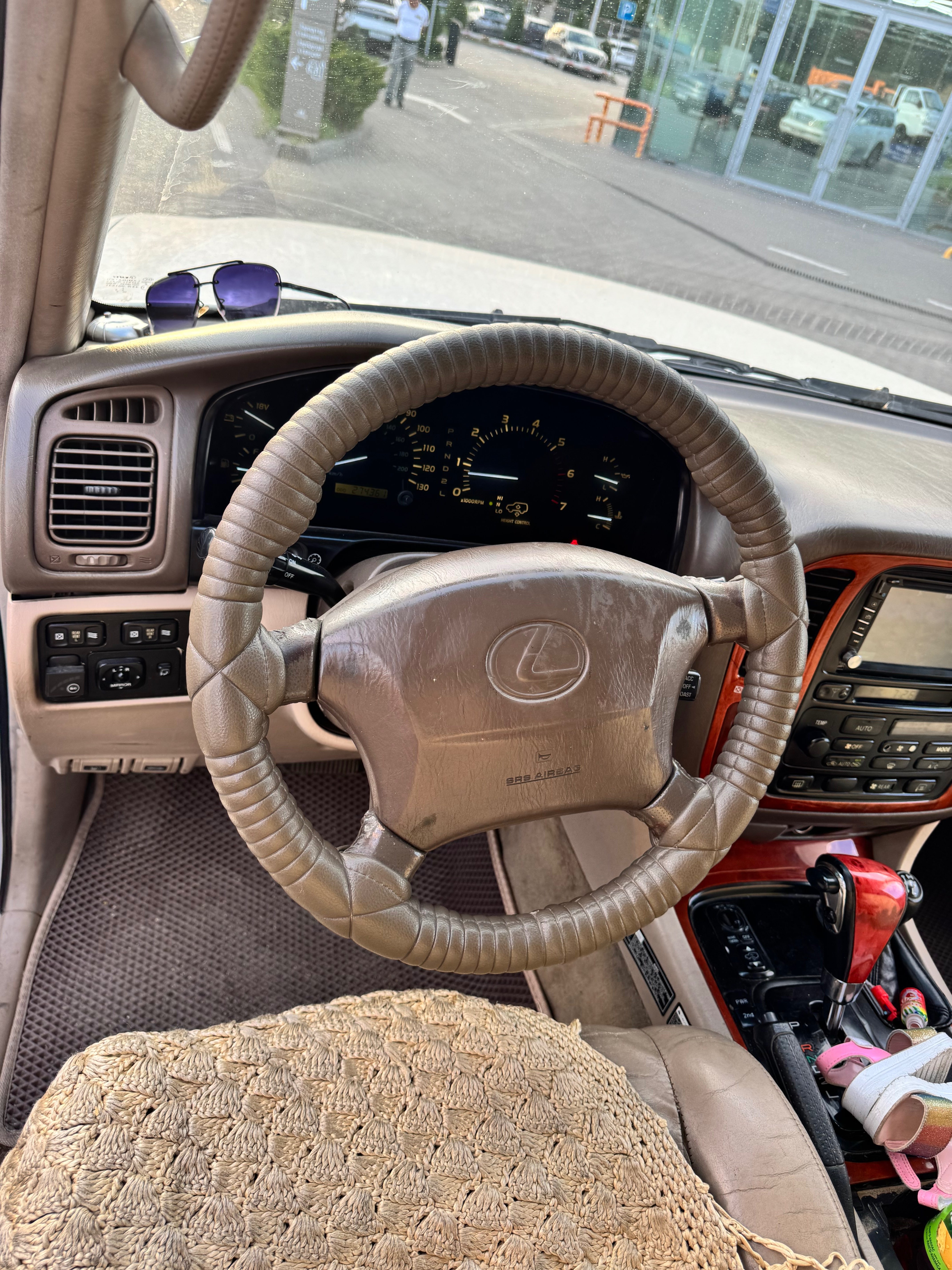 Lexus LX 1999