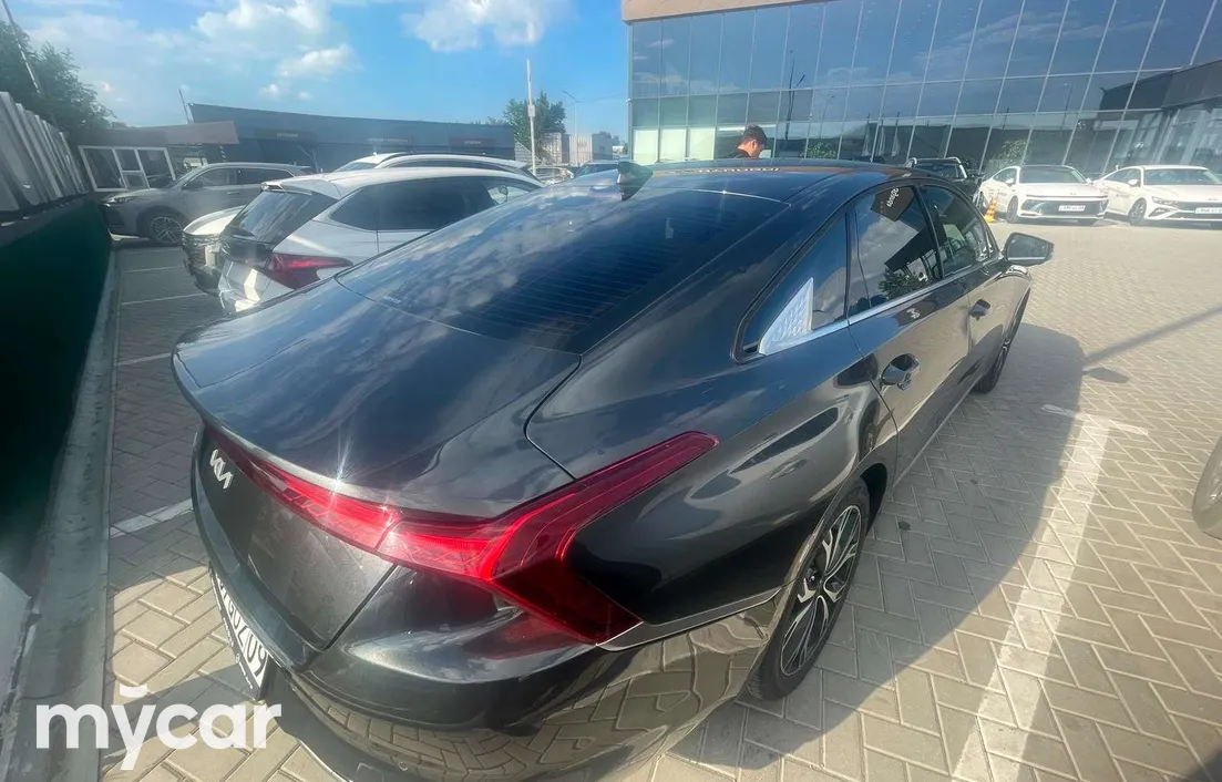 Kia K8 2021
