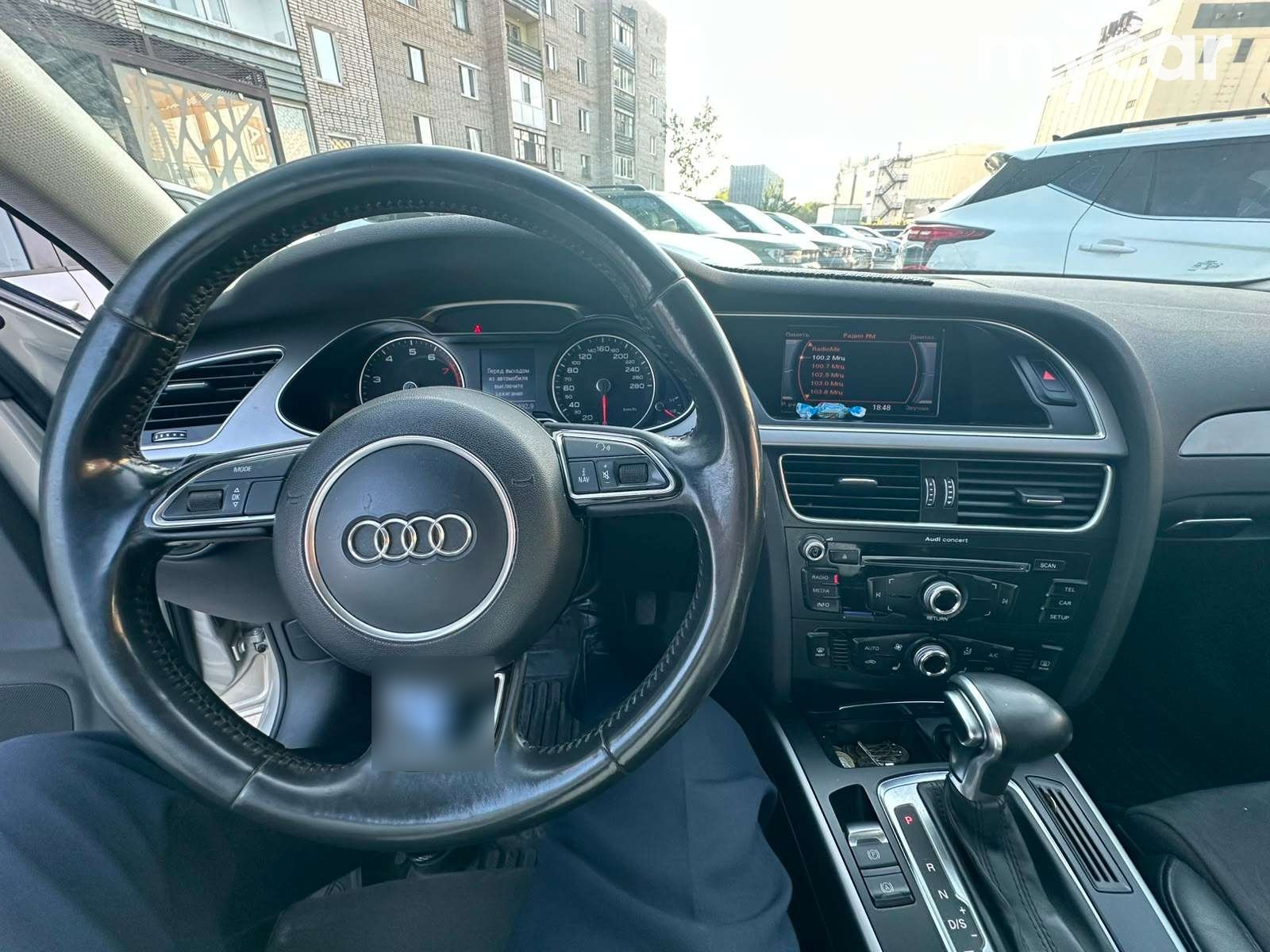 Audi A4 2014