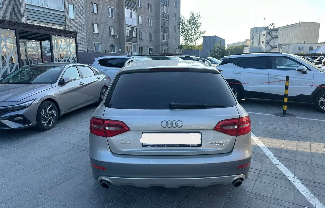 Audi A4 2014