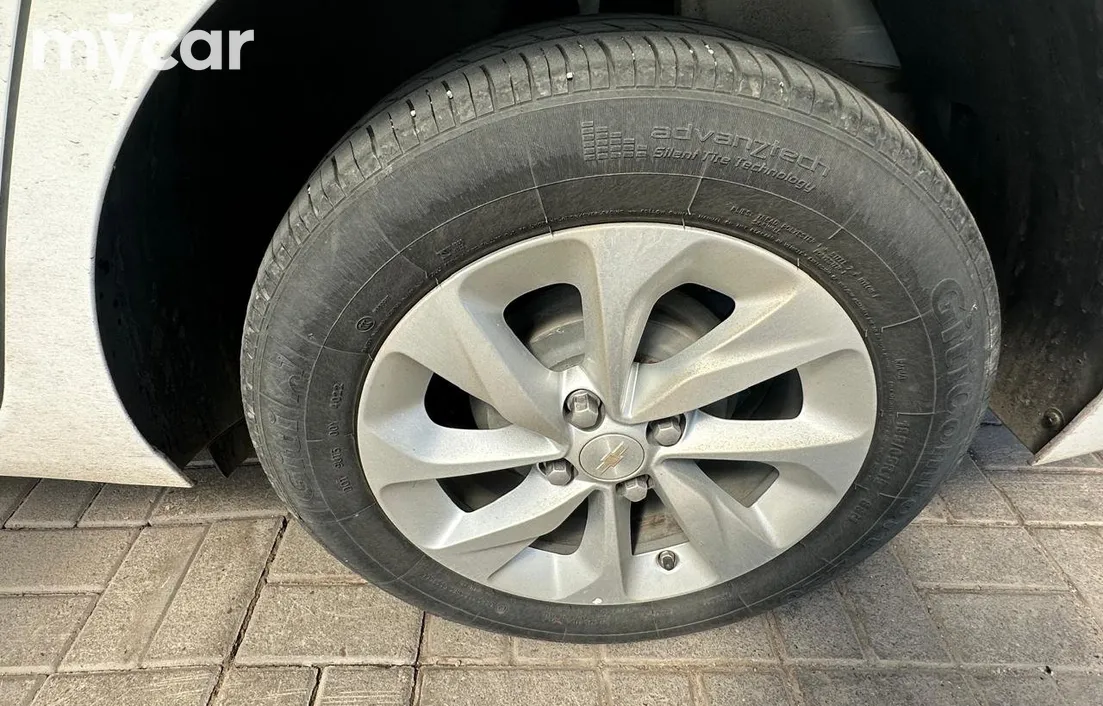Chevrolet Onix 2023