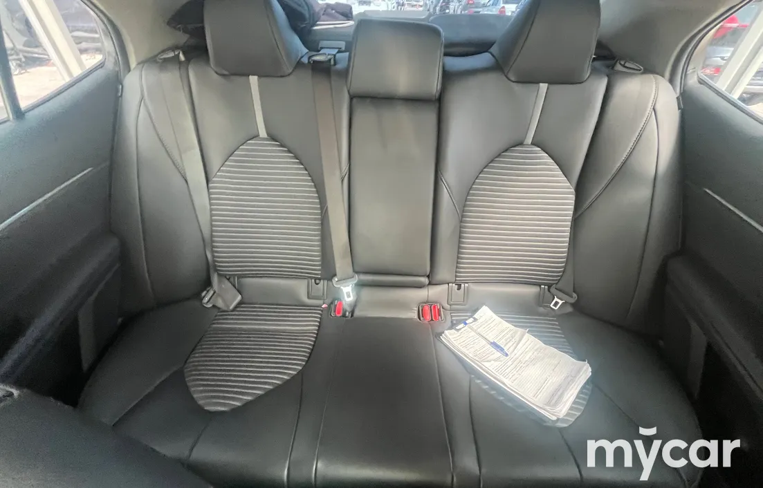 Toyota Camry 2019