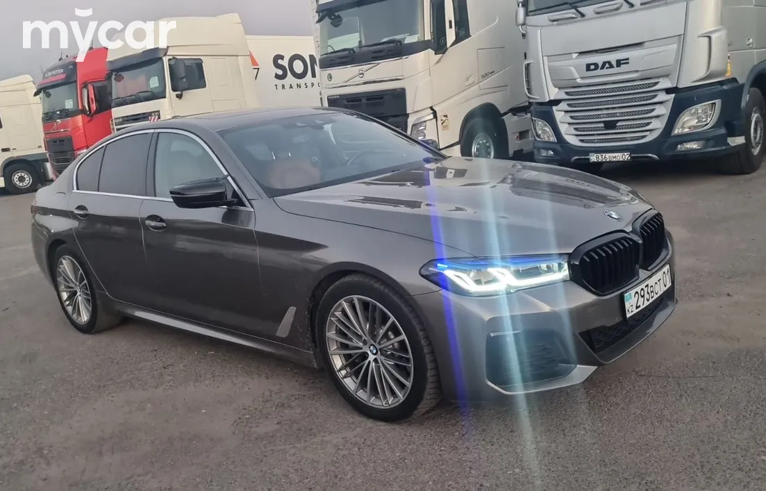 BMW 5 серия 2017