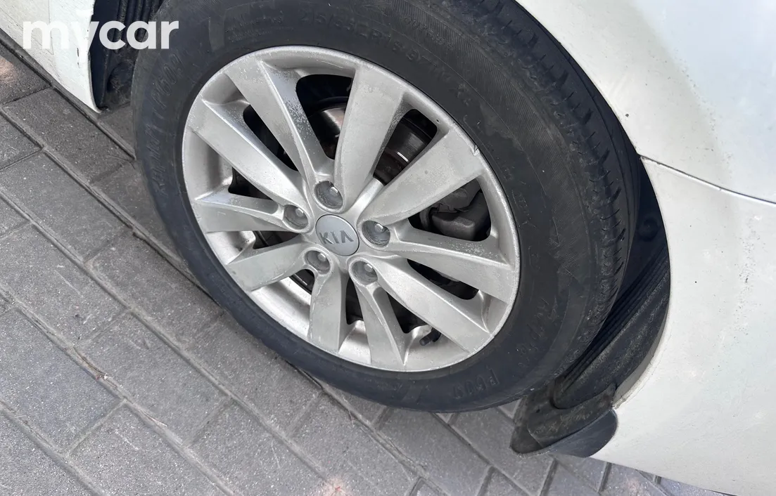 Kia Cerato 2013
