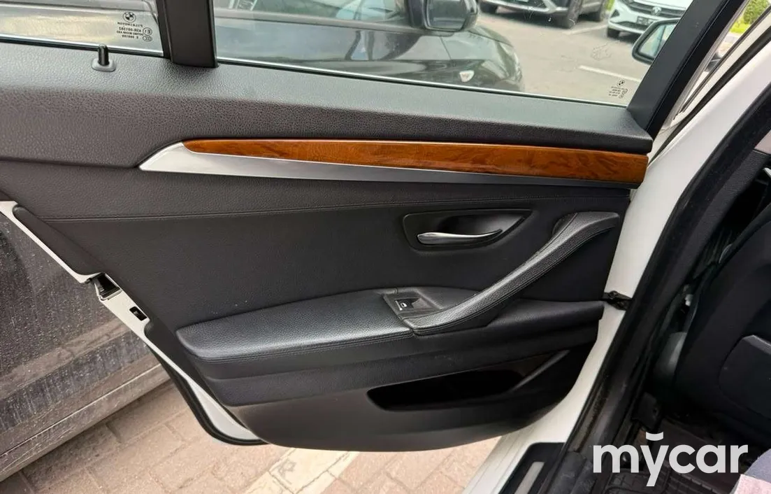 BMW 5 серия 2010