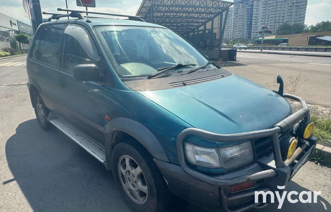 Mitsubishi RVR 1996