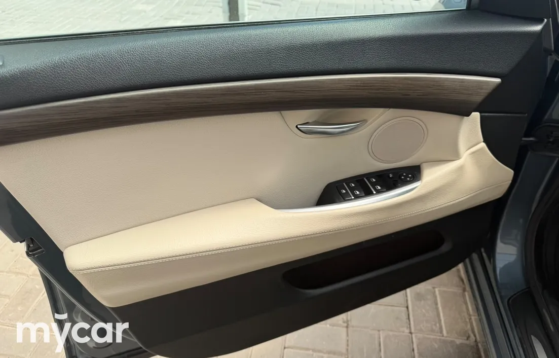BMW 5 серия 2011
