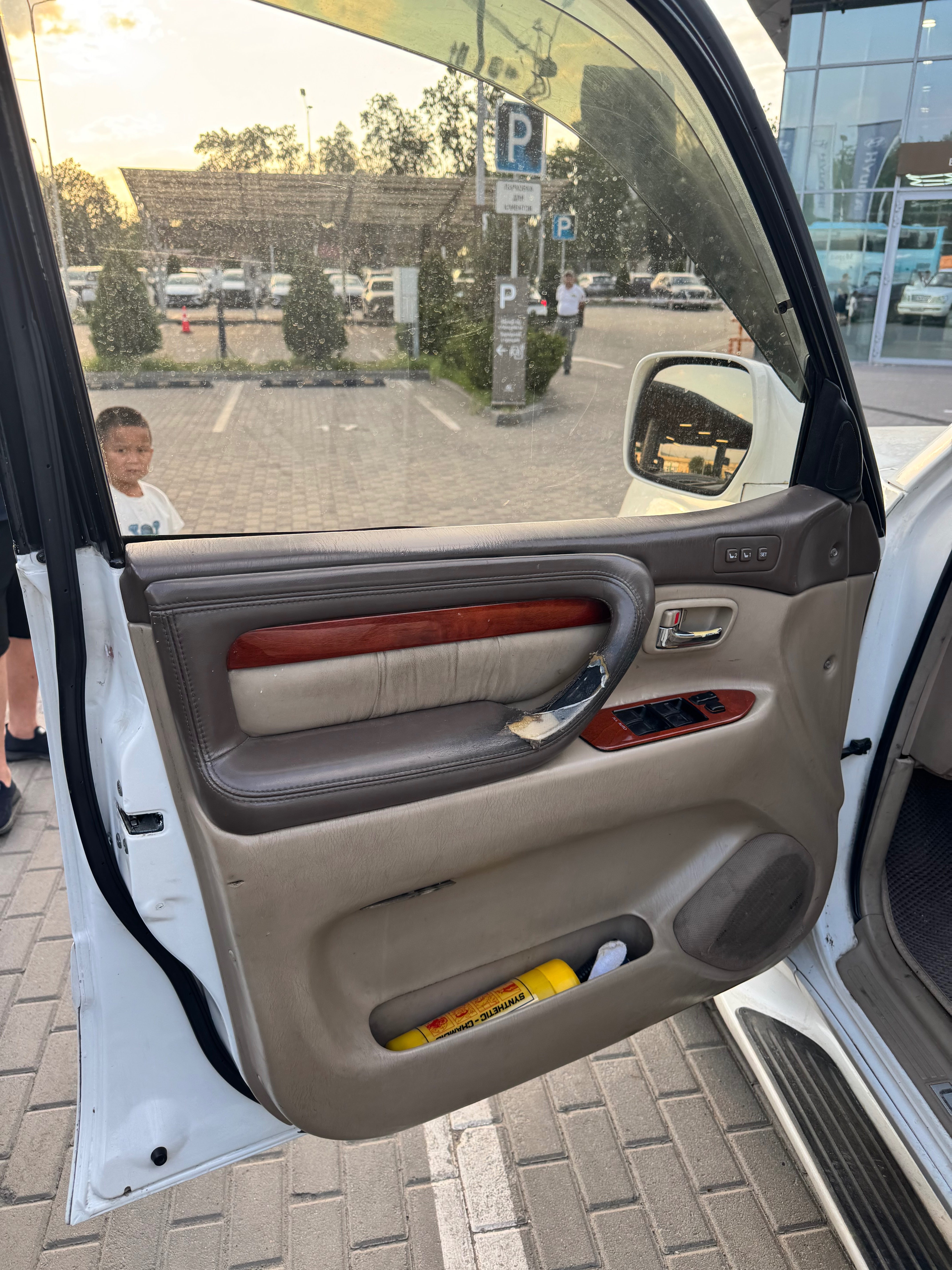 Lexus LX 1999