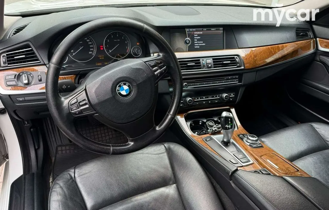 BMW 5 серия 2010