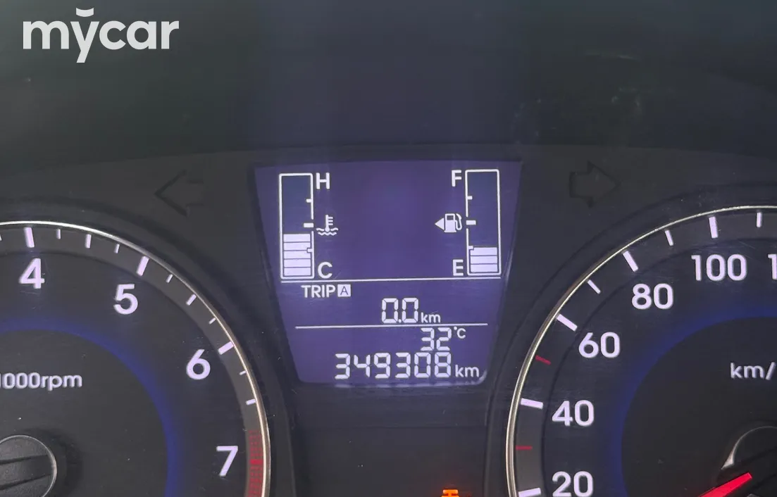 Hyundai Accent 2015