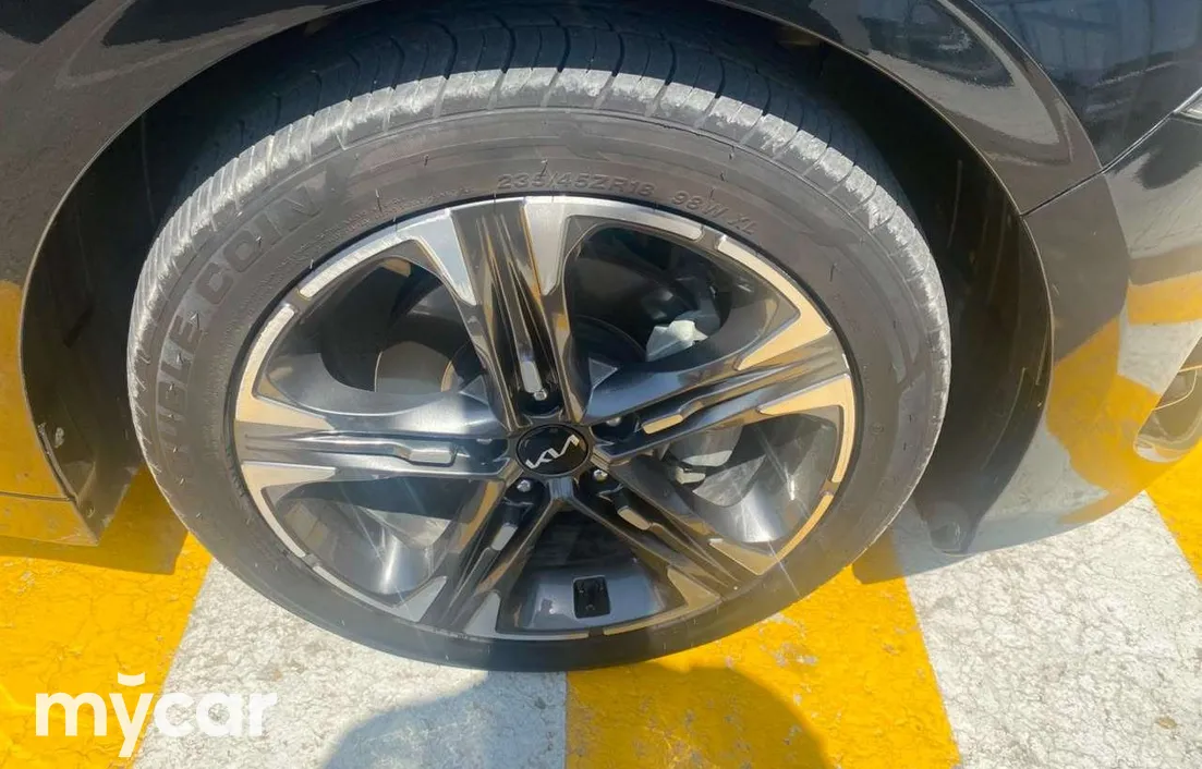 Kia K5 2023