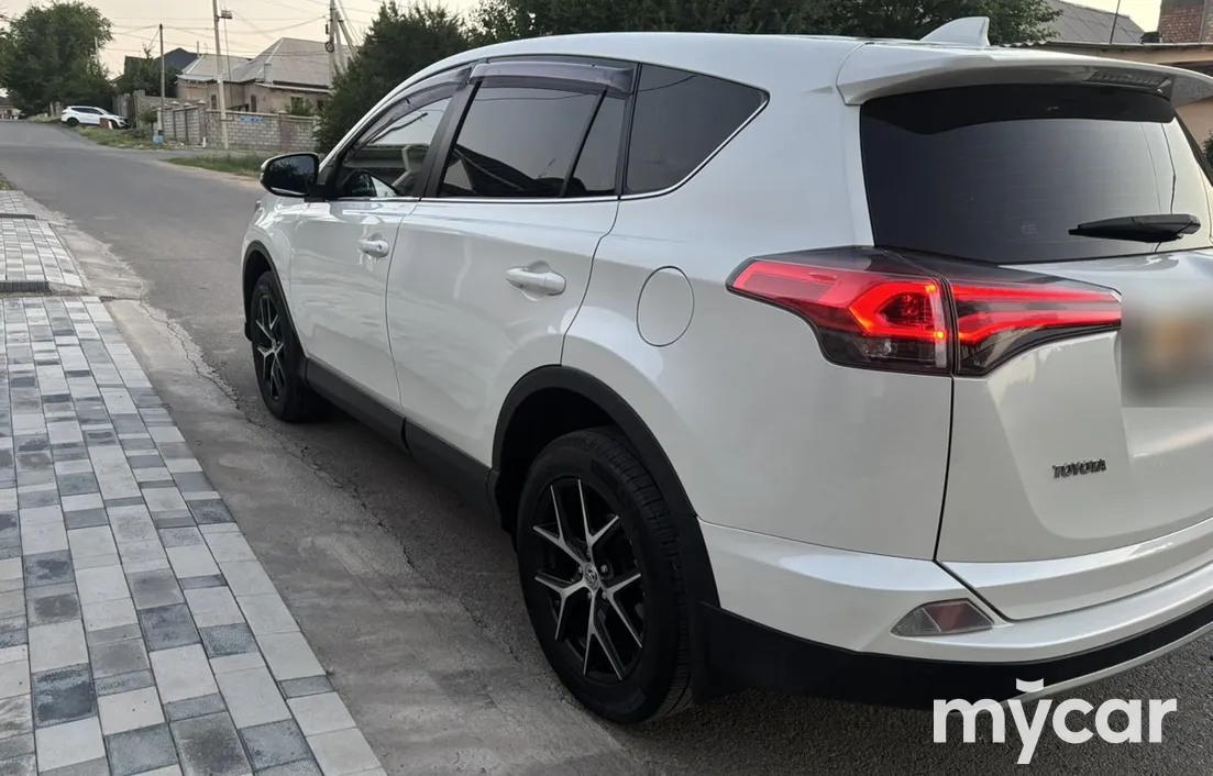 Toyota RAV4 2018