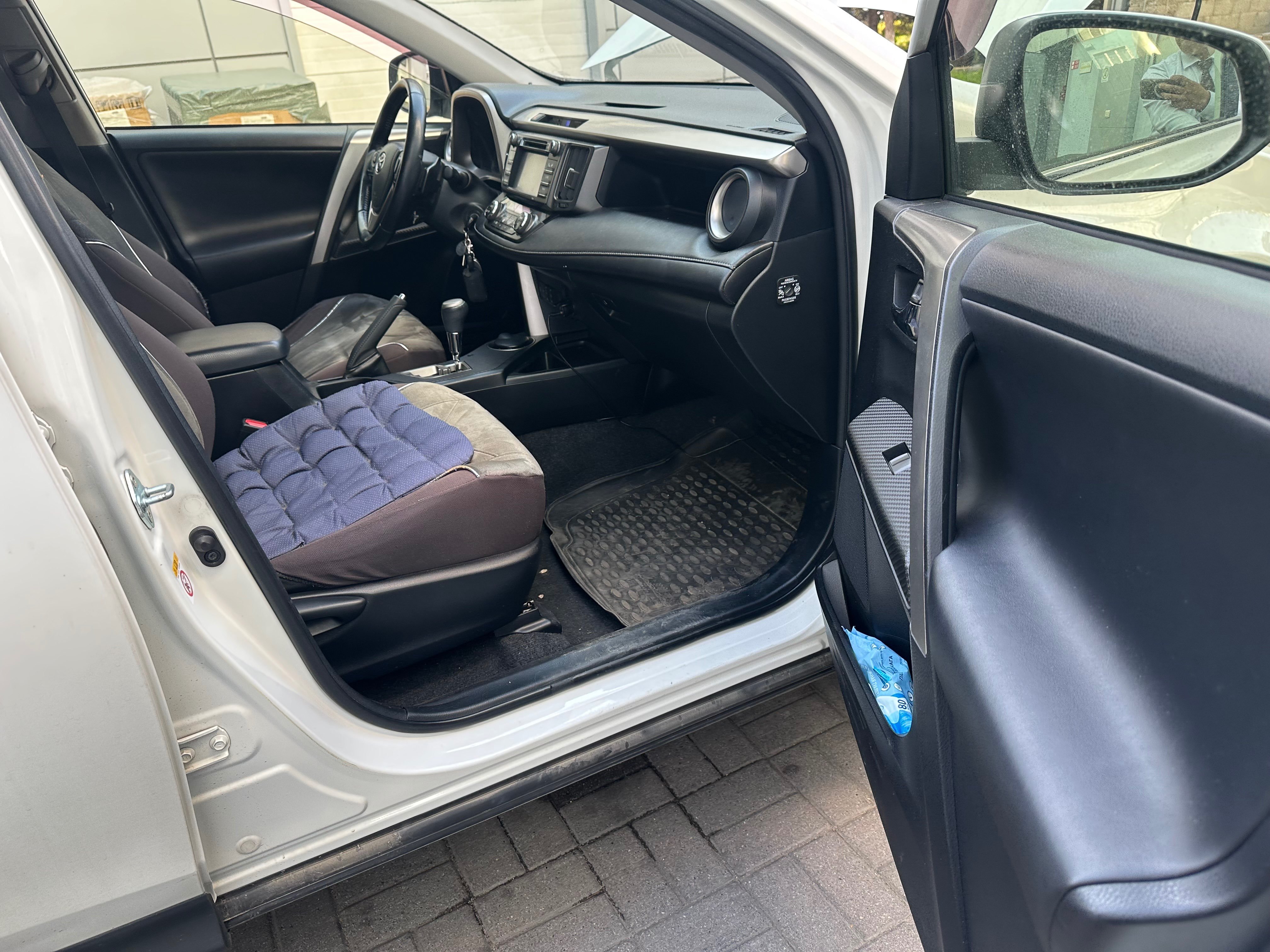 Toyota RAV4 2013