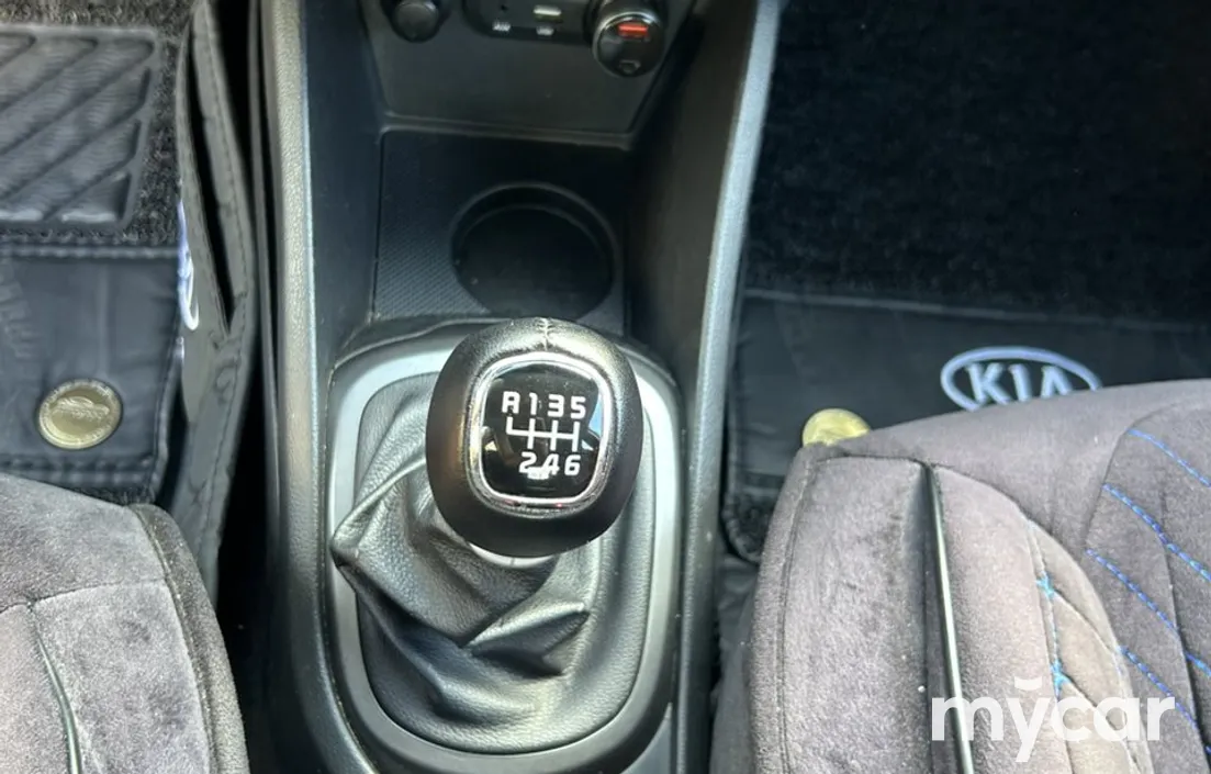 Kia Rio 2015