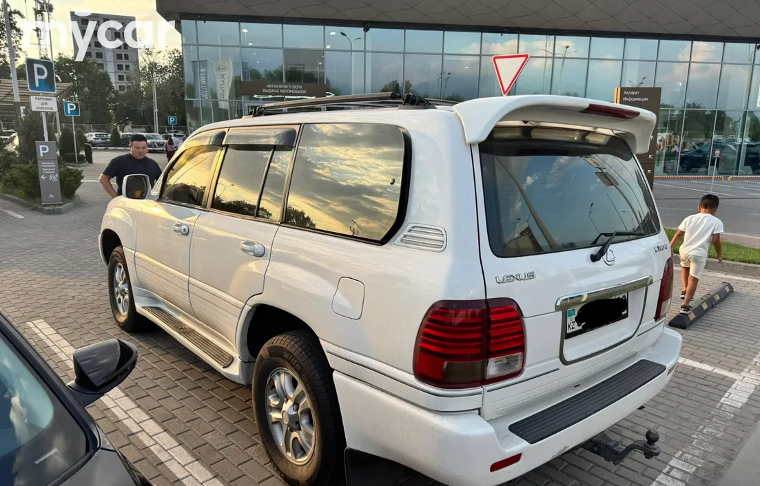 Lexus LX 1999