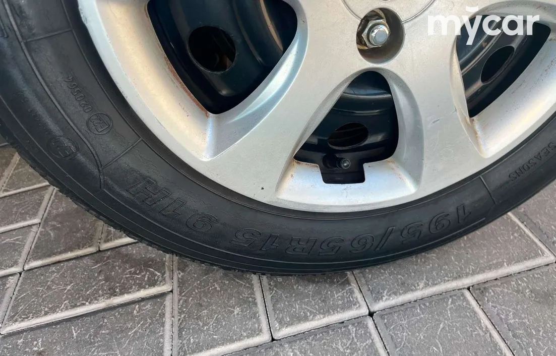 Hyundai Accent 2011