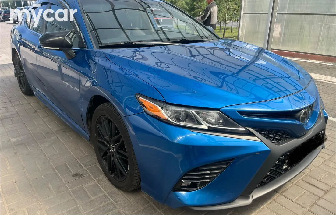Toyota Camry 2019