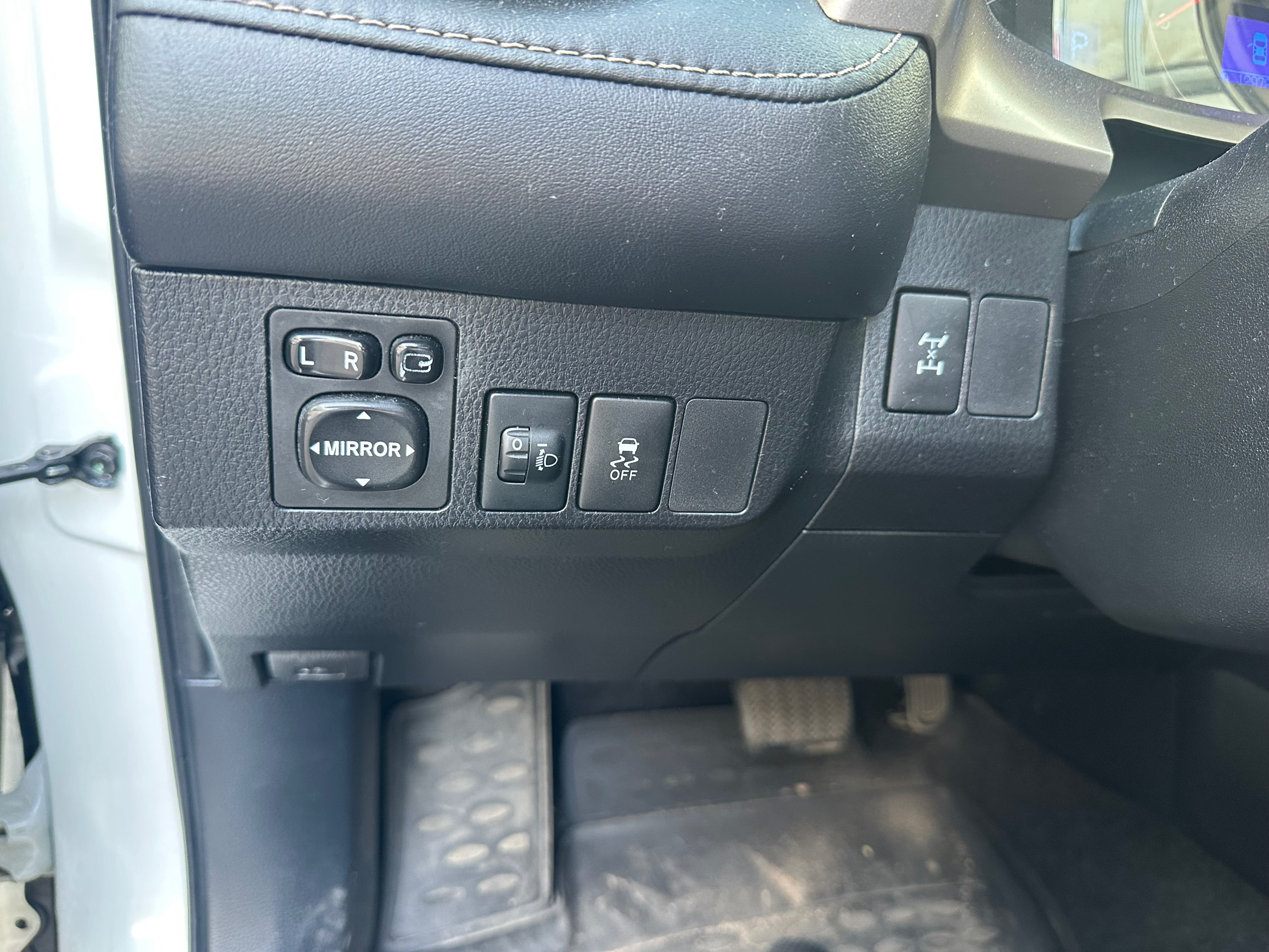 Toyota RAV4 2013
