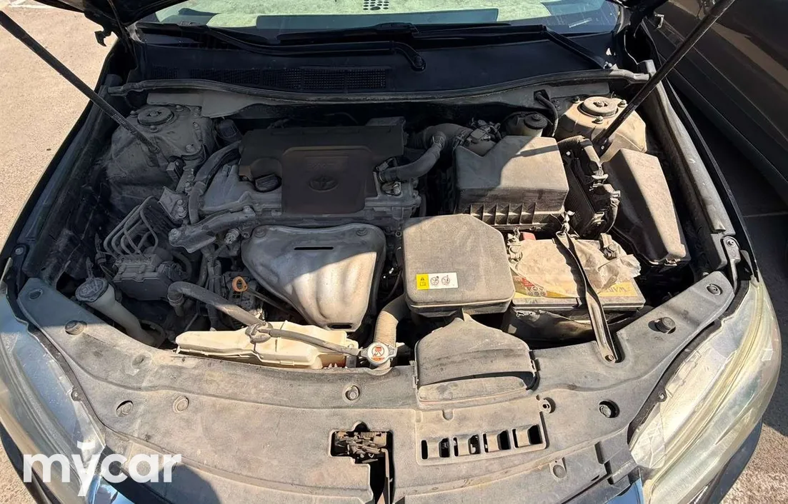 Toyota Camry 2016