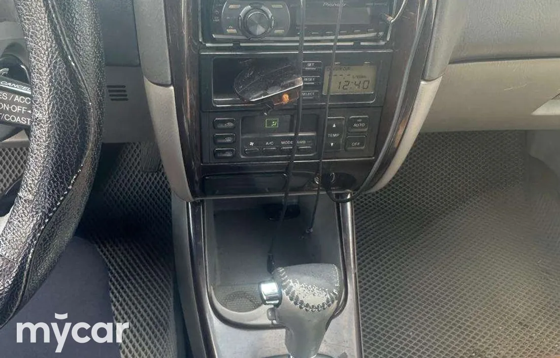 Mazda 626 2000