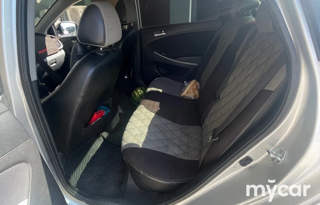 Hyundai Accent 2015