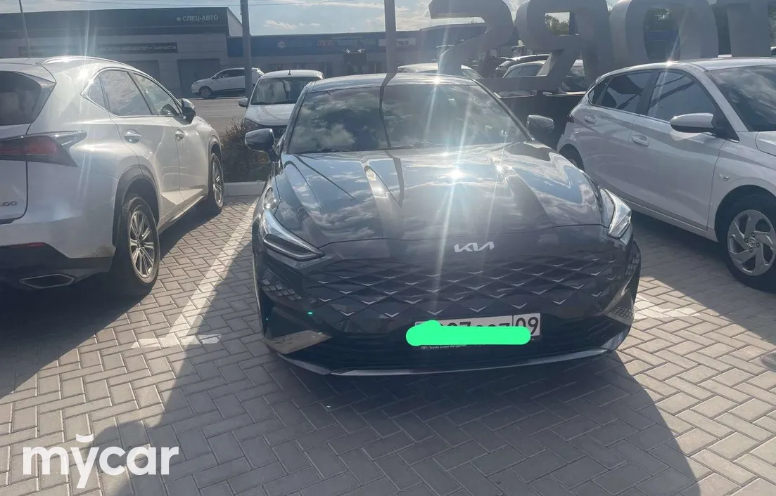 Kia K8 2021