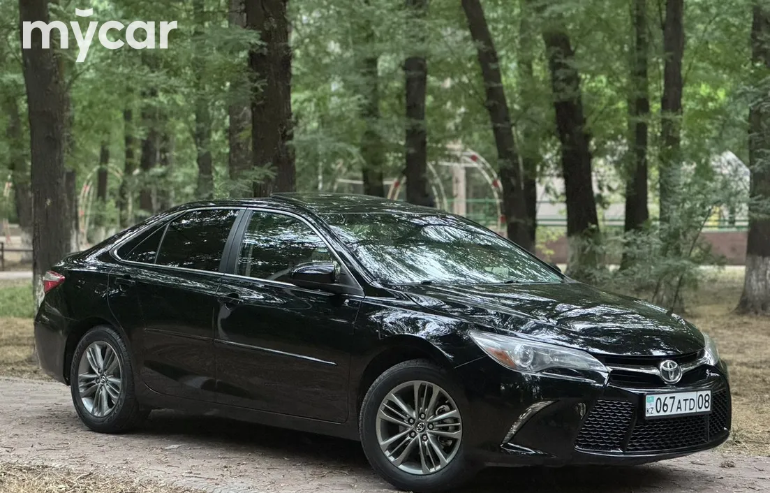 Toyota Camry 2016