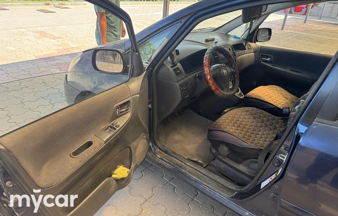 Toyota Corolla Verso 2001