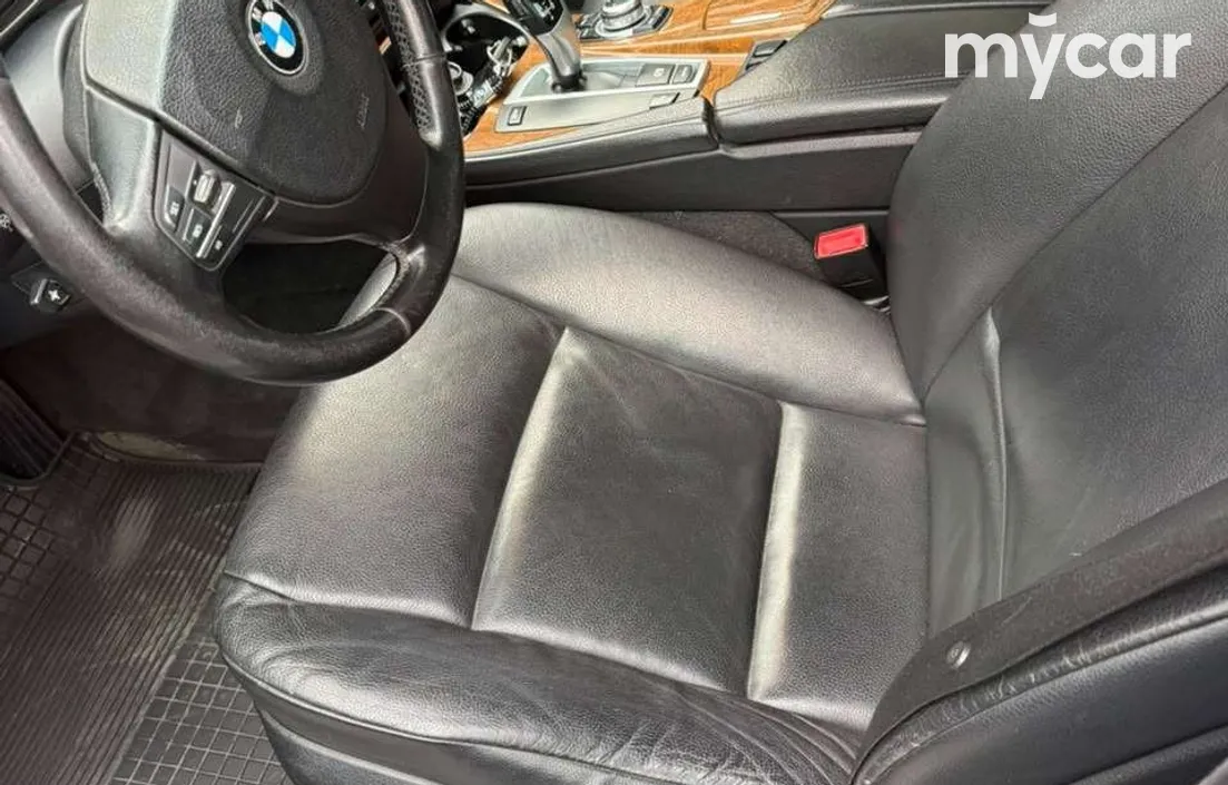 BMW 5 серия 2010