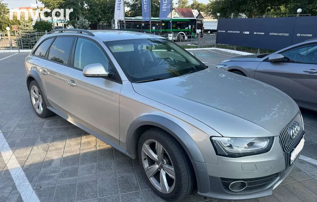 Audi A4 2014