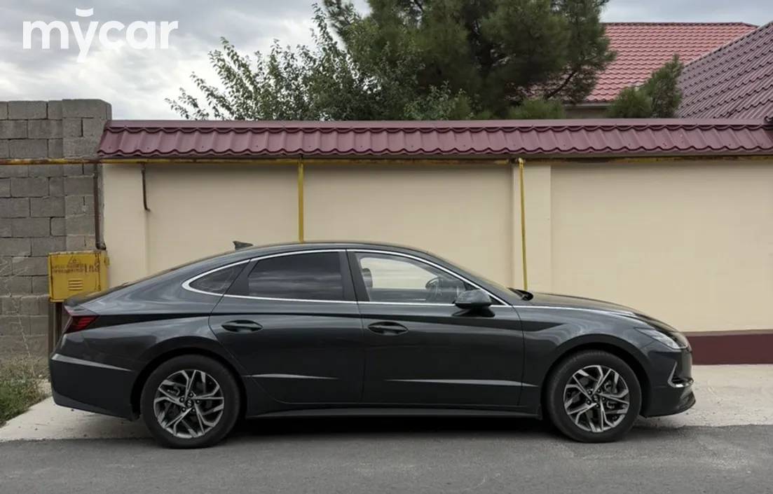 Hyundai Sonata 2022