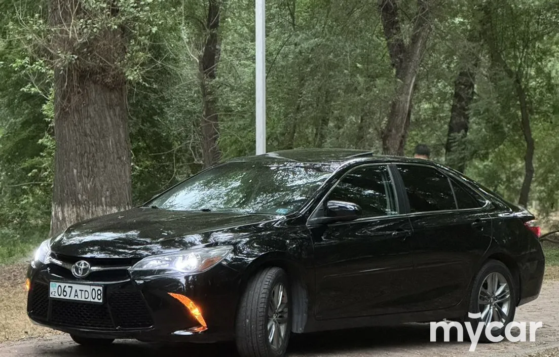 Toyota Camry 2016