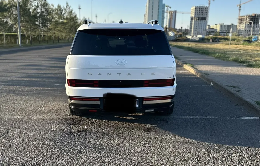 Hyundai Santa Fe 2025