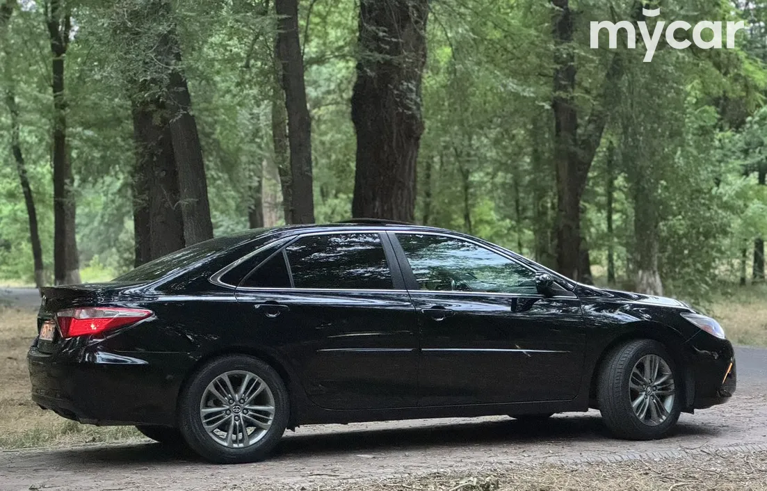 Toyota Camry 2016