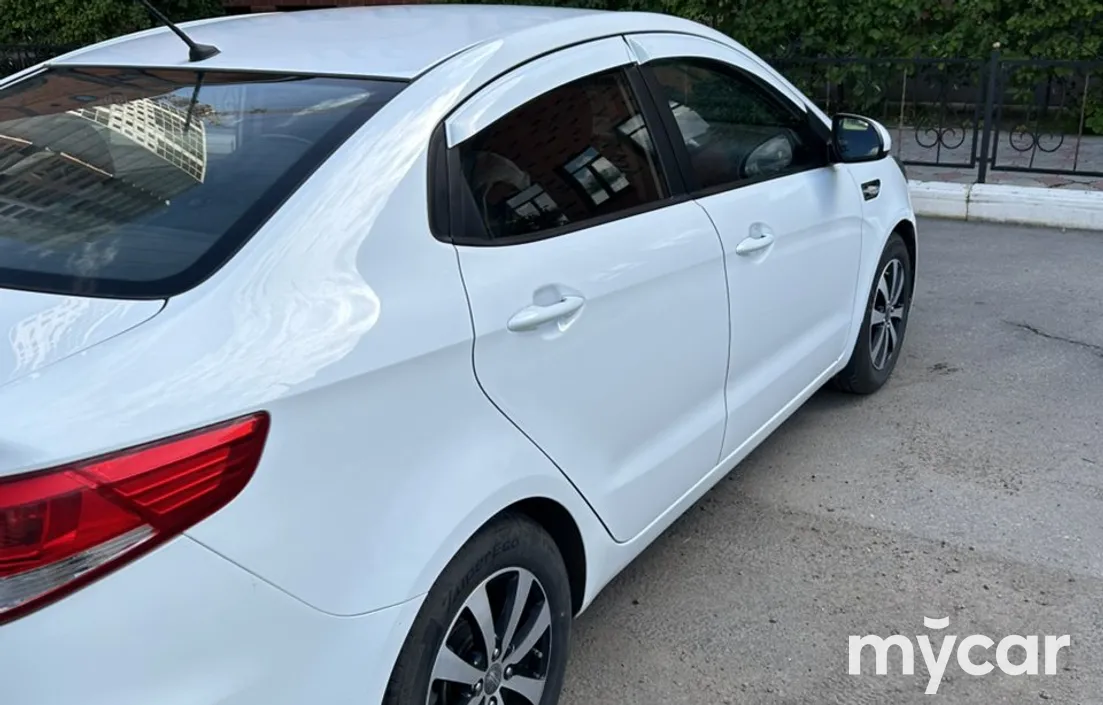 Kia Rio 2015