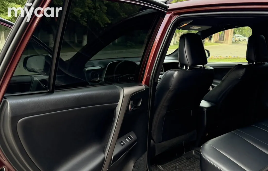 Toyota RAV4 2018