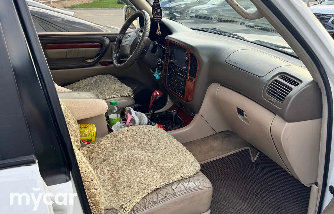 Lexus LX 1999