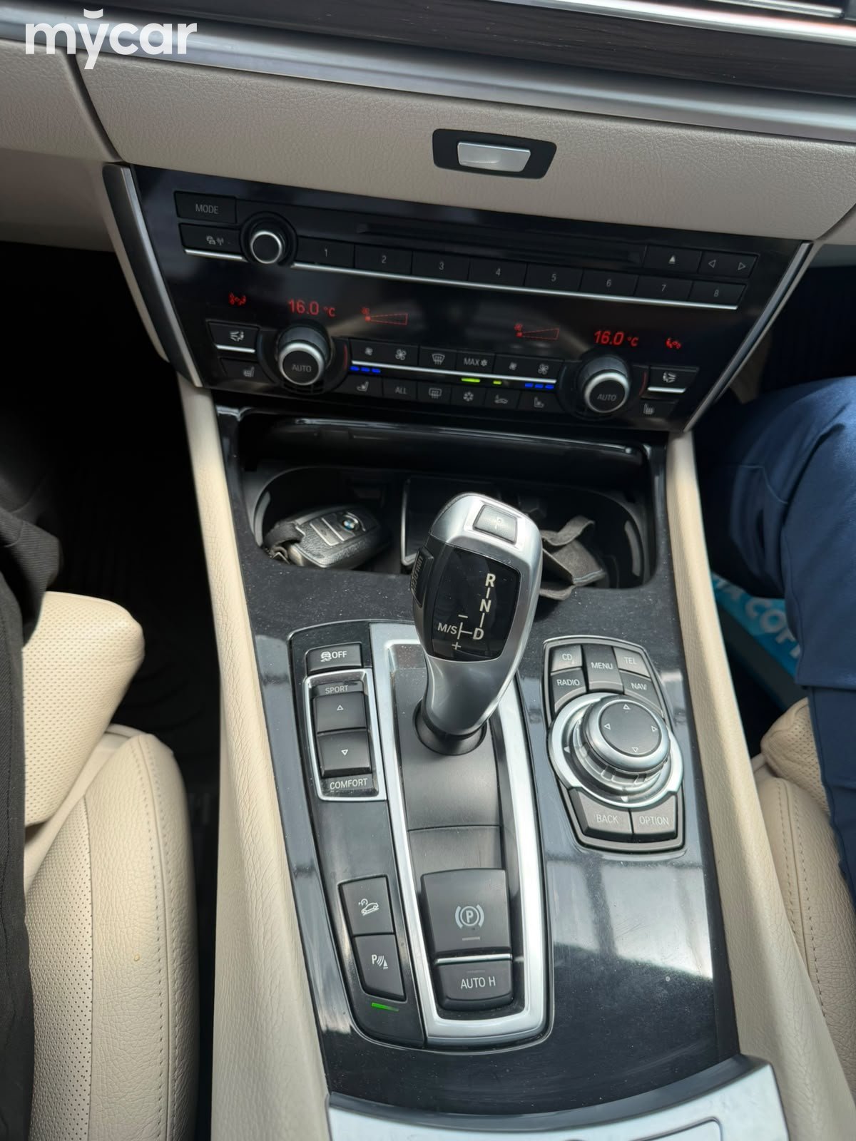 BMW 5 серия 2011